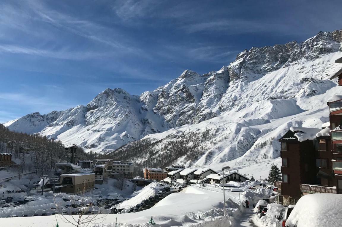 Ferienwohnung Giomein - Flat In Cervinia 50M From Slopes And City Centre Breuil-Cervinia Exterior foto